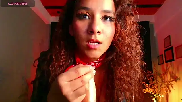 PoisonIvy15  online show from 02-01-25, 02:37