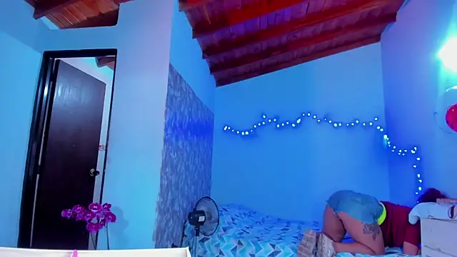 AngelaCoffee online show from 02-21-26, 09:27