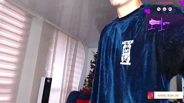 ashely ryan24 online show from 11-28-25, 09:28