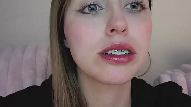 SofiaGc online show from 01-14-26, 03:45