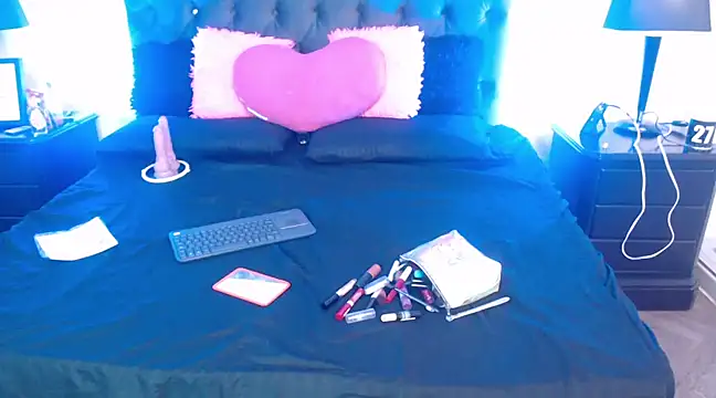Snapshot of Sophy_wm chatting on 02-07-25, 04:48 Sophy wm online show from 02-07-25, 04:48