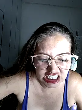 Snapshot of dani123unica chatting on 09-12-25, 10:54 dani123unica online show from 09-12-25, 10:54