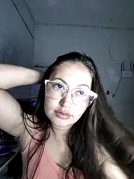 Snapshot of dani123unica chatting on 09-24-25, 04:10 dani123unica online show from 09-24-25, 04:10