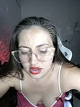 Snapshot of dani123unica chatting on 10-30-25, 10:43 dani123unica online show from 10-30-25, 10:43