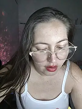 Snapshot of dani123unica chatting on 11-28-25, 10:45 dani123unica online show from 11-28-25, 10:45