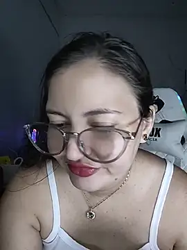 Snapshot of dani123unica chatting on 06-12-26, 10:36 dani123unica online show from 06-12-26, 10:36