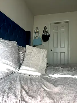 ButtahscotchBarbiee online show from 09-28-25, 09:09