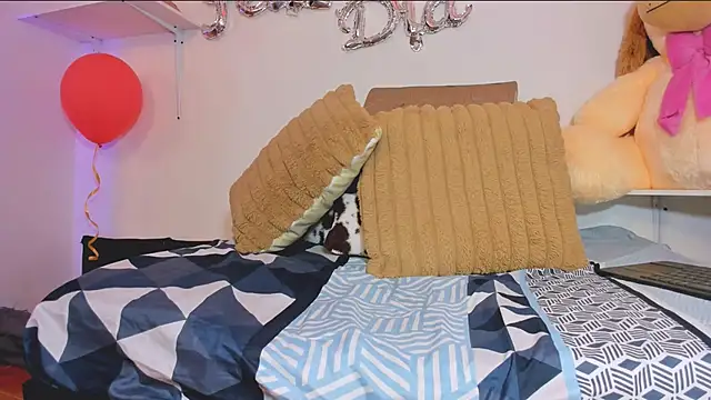 thin princess online show from 02-18-25, 07:19