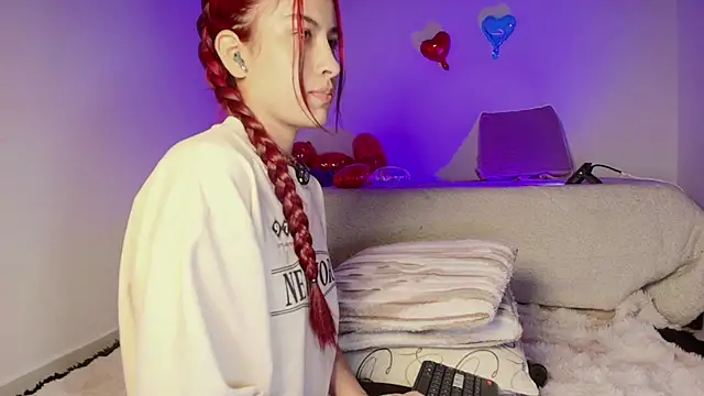 Madeline Dreams online show from 03-28-26, 10:15