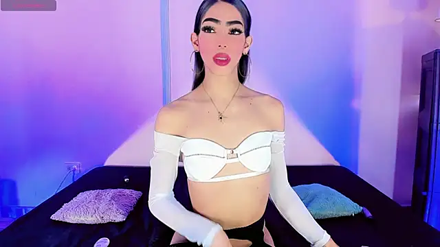 Tiffany moonblack online show from 11-22-25, 05:56