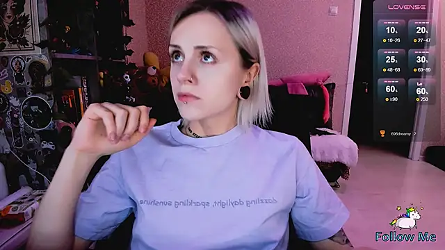 NaniMoore online show from 01-09-26, 08:10