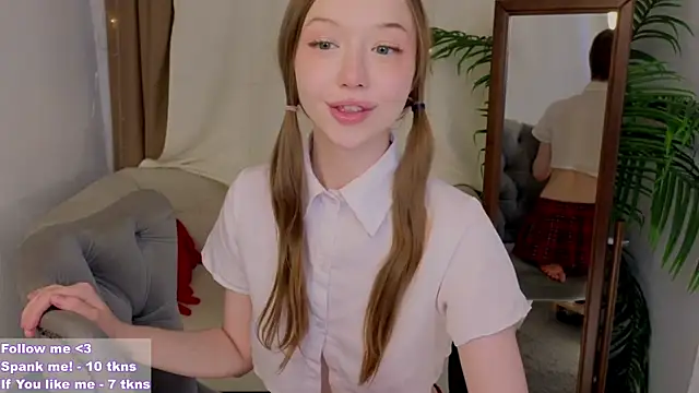 VioletMills online show from 03-09-25, 01:35