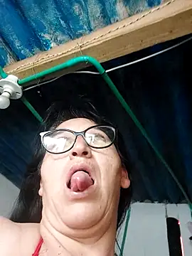 clarita 01 online show from 12-05-25, 03:09