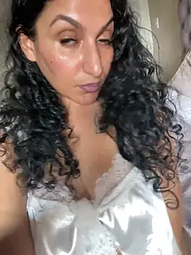 Indianbutter11 online show from 01-29-25, 03:37