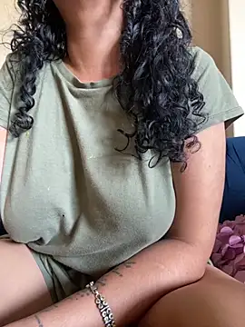 Indianbutter11 online show from 03-01-25, 05:52