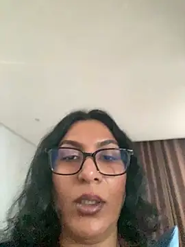 Indianbutter11 online show from 11-08-25, 03:18