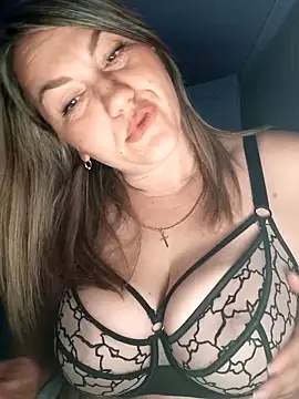 Ant0nina online show from 10-26-25, 10:47