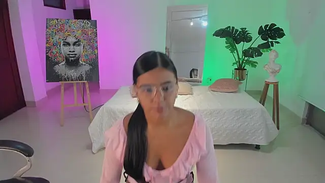 Snapshot of JANYLOVE__ chatting on 09-25-25, 10:52 JANYLOVE online show from 09-25-25, 10:52