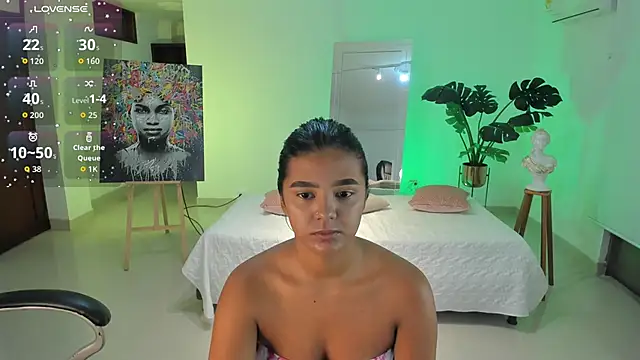 Snapshot of JANYLOVE__ chatting on 09-27-25, 11:04 JANYLOVE online show from 09-27-25, 11:04