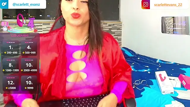 Snapshot of Scarlett_Evanz chatting on 04-07-26, 12:55 Scarlett Evanz online show from 04-07-26, 12:55