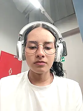  vaness online show from 03-04-25, 05:32