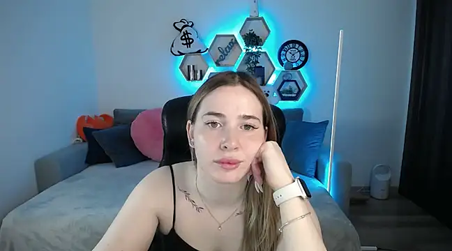 SabrinViolet online show from 03-12-25, 09:02