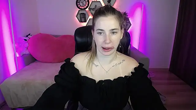 SabrinViolet online show from 07-24-26, 08:12