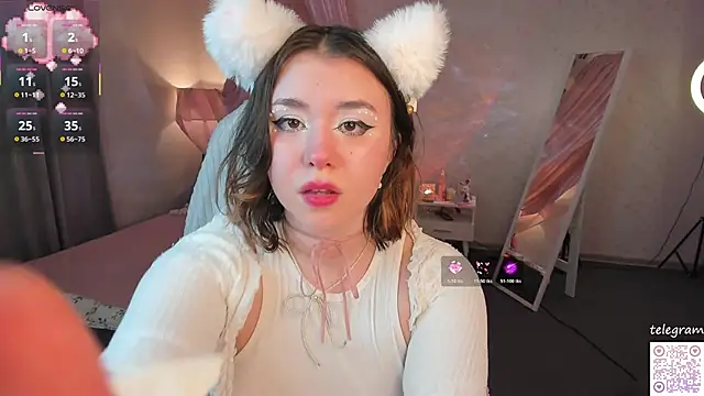 lilly Cherry  online show from 11-05-25, 11:21