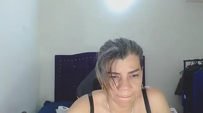 vikyadams online show from 03-19-25, 04:36