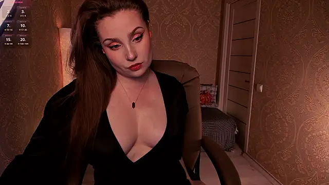 Snapshot of Eesmaaarrr chatting on 02-17-26, 11:44 Eesmaaarrr online show from 02-17-26, 11:44