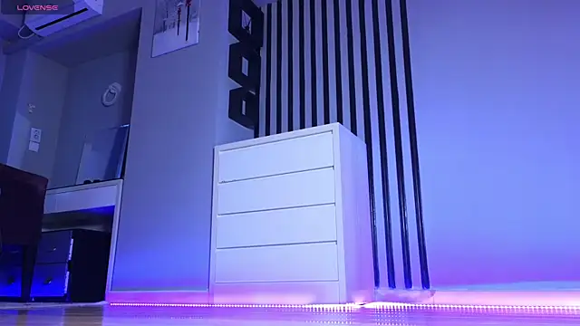 tinki winkii online show from 02-06-25, 02:22