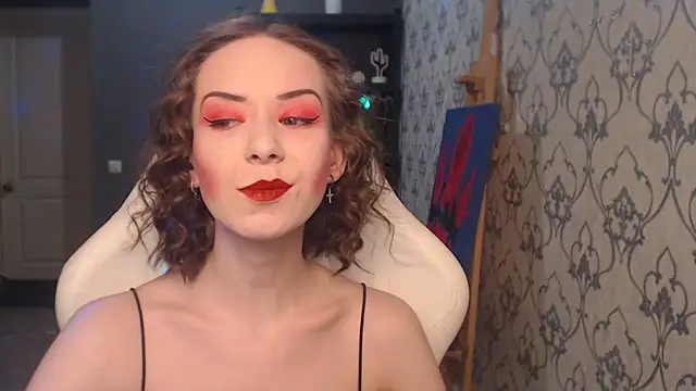 FascinatingEyess online show from 06-21-26, 07:49