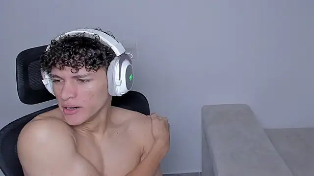 laurent nova online show from 09-17-25, 06:31