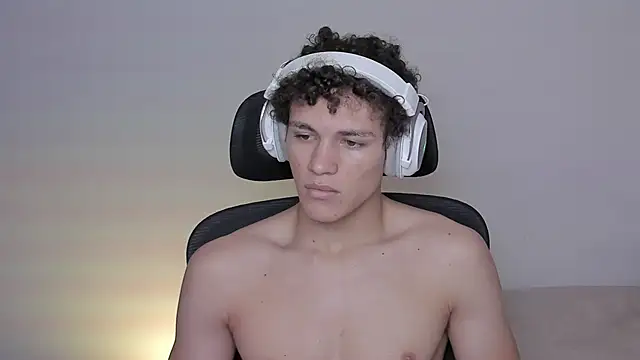 laurent nova online show from 10-15-25, 08:58