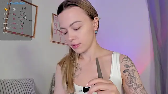 damn cutie online show from 12-20-25, 04:47