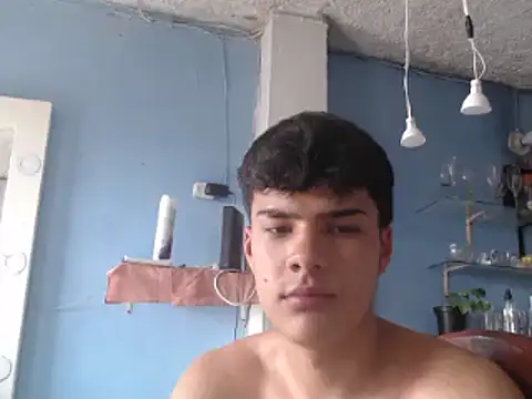 Snapshot of masterdaniel88 chatting on 02-20-25, 08:14 masterdaniel88 online show from 02-20-25, 08:14