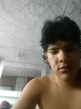 Snapshot of masterdaniel88 chatting on 07-14-26, 08:03 masterdaniel88 online show from 07-14-26, 08:03