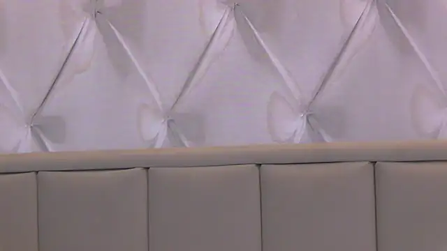 RissaRheys online show from 11-28-25, 06:43