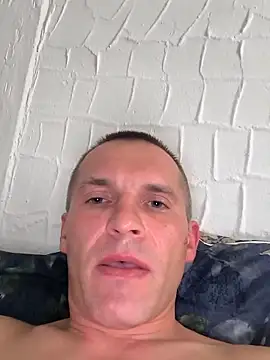 AttractiveSilk5 online show from 10-05-25, 03:32