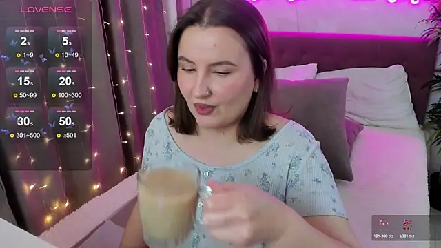 FeralPeach online show from 11-29-25, 05:10