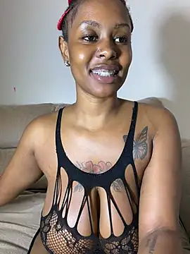 Rose berry online show from 03-27-26, 08:26