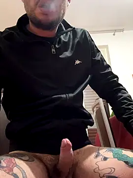 DragonPink online show from 12-19-25, 12:12