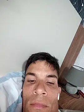 719610 online show from 02-10-26, 01:32