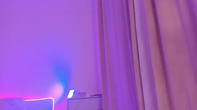 Eva Davi online show from 02-13-25, 05:05