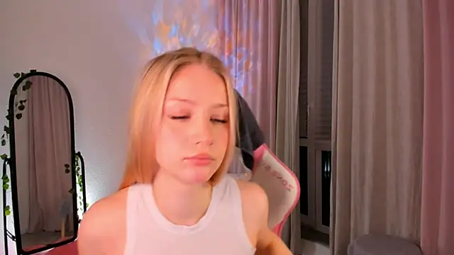 Eva Davi online show from 02-24-26, 02:42