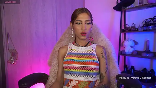 Snapshot of MissKorah chatting on 07-04-26, 02:51 MissKorah online show from 07-04-26, 02:51
