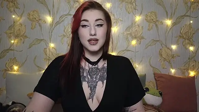 Snapshot of Kimpossible1 chatting on 01-28-25, 02:10 Kimpossible1 online show from 01-28-25, 02:10