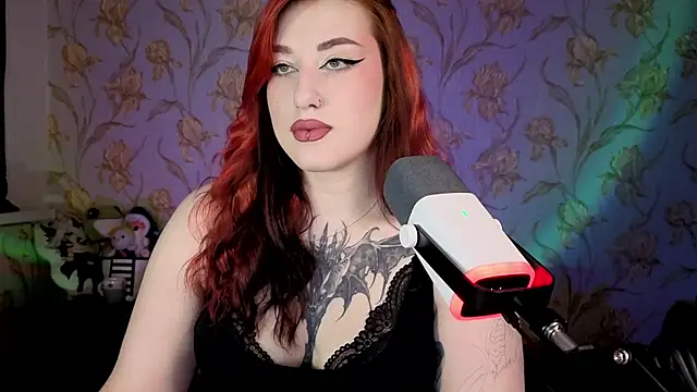 Snapshot of Kimpossible1 chatting on 10-06-25, 07:28 Kimpossible1 online show from 10-06-25, 07:28