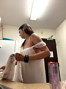 Snapshot of SafeinouterSpace chatting on 10-06-25, 06:11 SafeinouterSpace online show from 10-06-25, 06:11