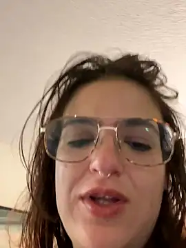 Snapshot of SafeinouterSpace chatting on 10-13-25, 08:14 SafeinouterSpace online show from 10-13-25, 08:14